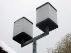 Diese Quaderleuchen eignen sich nicht als Stra&szlig;enbeleuchtung, da eine sinnvolle Lichtlenkung fehlt und wegen der Fassung kein Licht nach unten straht