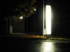 Vor vielen Pflege-Einrichtungen stehen solche Lichts&auml;ulen, hell erleuchtet mitten in der Nacht, selbst wenn keine m&ouml;glichen Interessenten oder Bewohner unterwegs sind